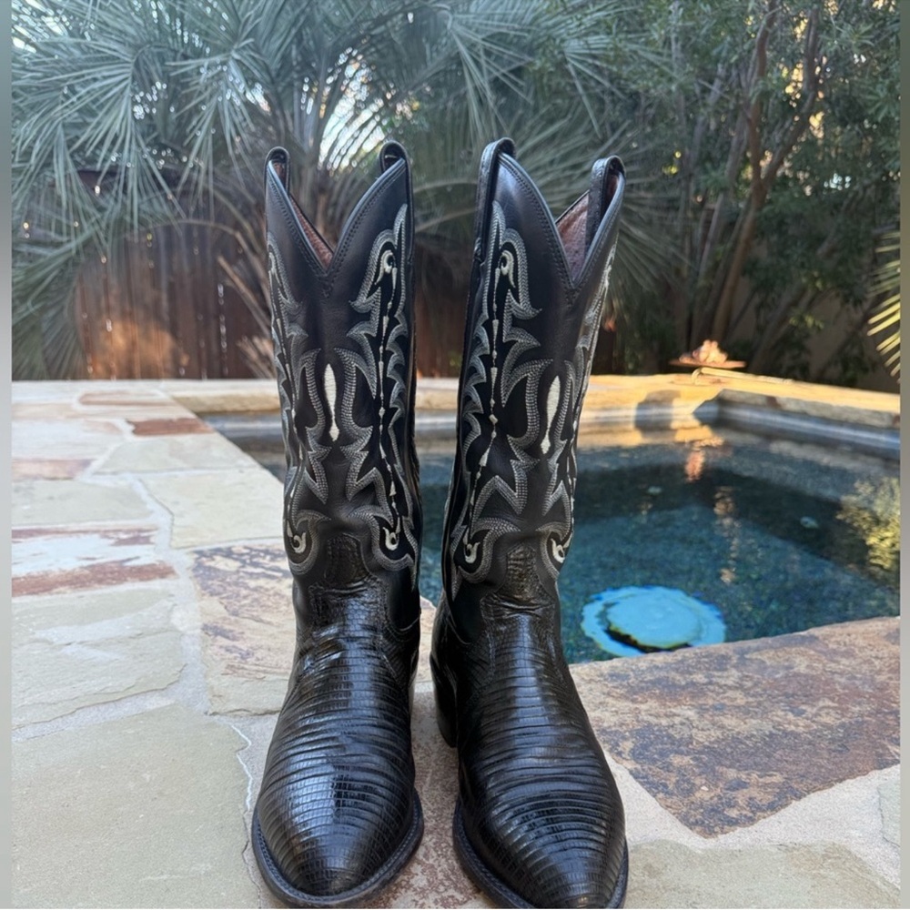 Tony Lama Men's 9D Black Teju Lizard Cowboy Boots‎ Vintage Made USA